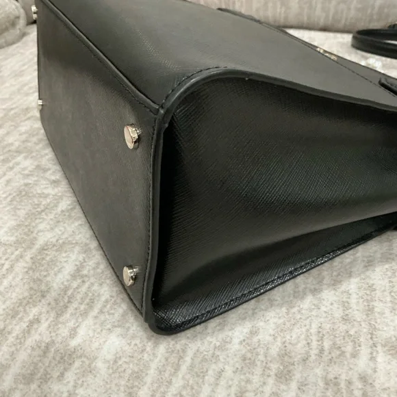 ✨💎NWOT💎✨ Kate Spade Two way Satchel Bag w/ Bag Charm. - Picture 11 of 12